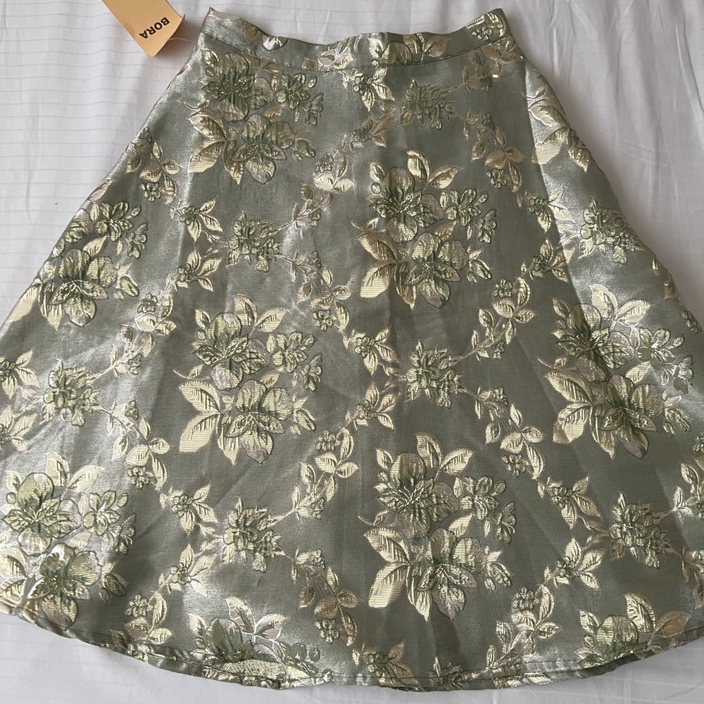 Bora Fashion foral gold and green midi skirt size S/M